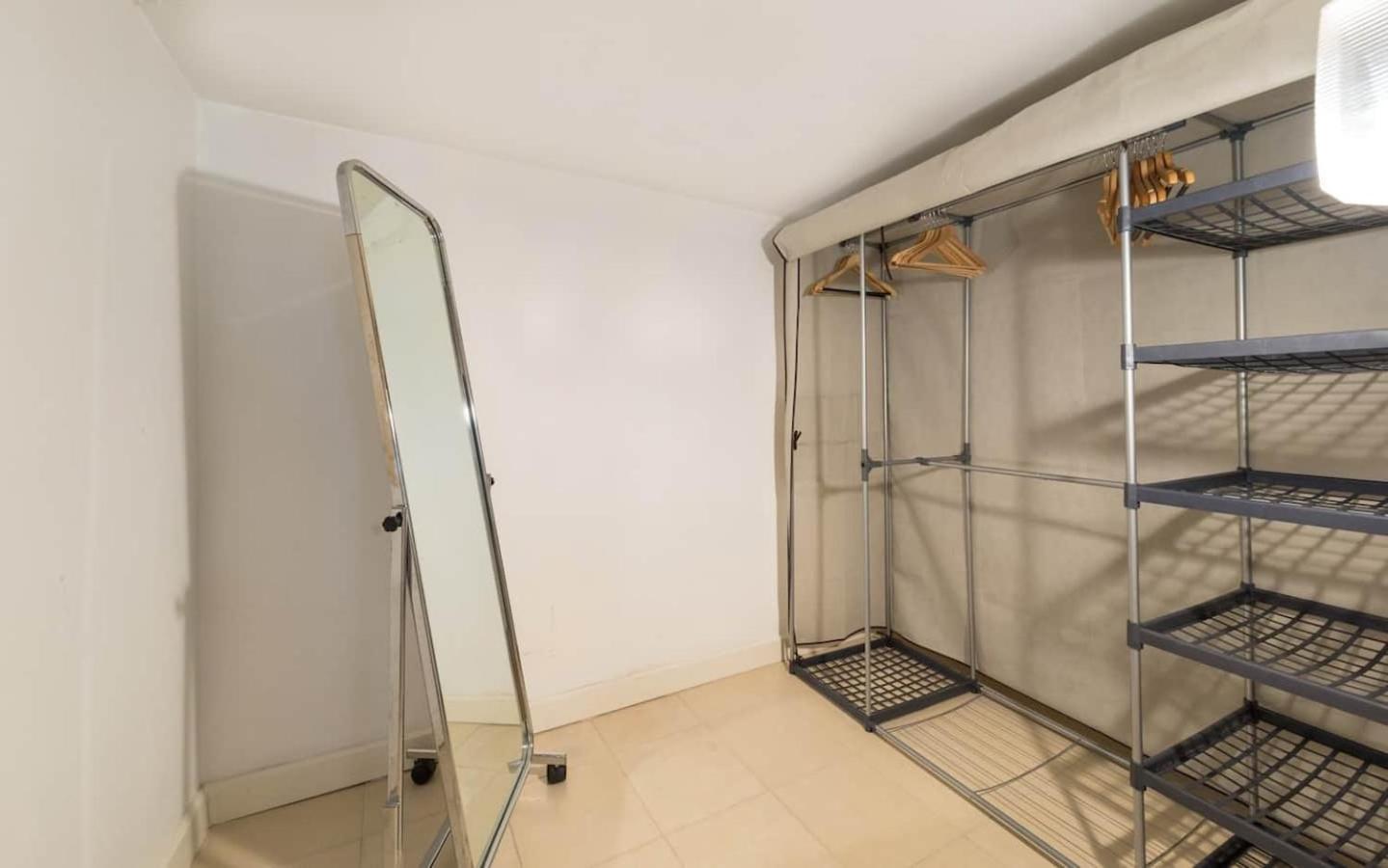 Spacious 1 Bed Sloane Square * Londra