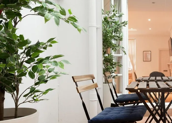 Spacious 1 Bed Sloane Square